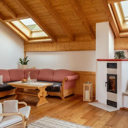 Haus Ausblick * فينس